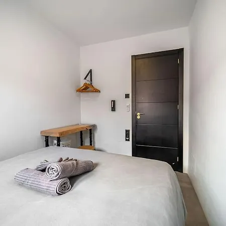 Apartamento Casa Ana Bernal - Tcm *